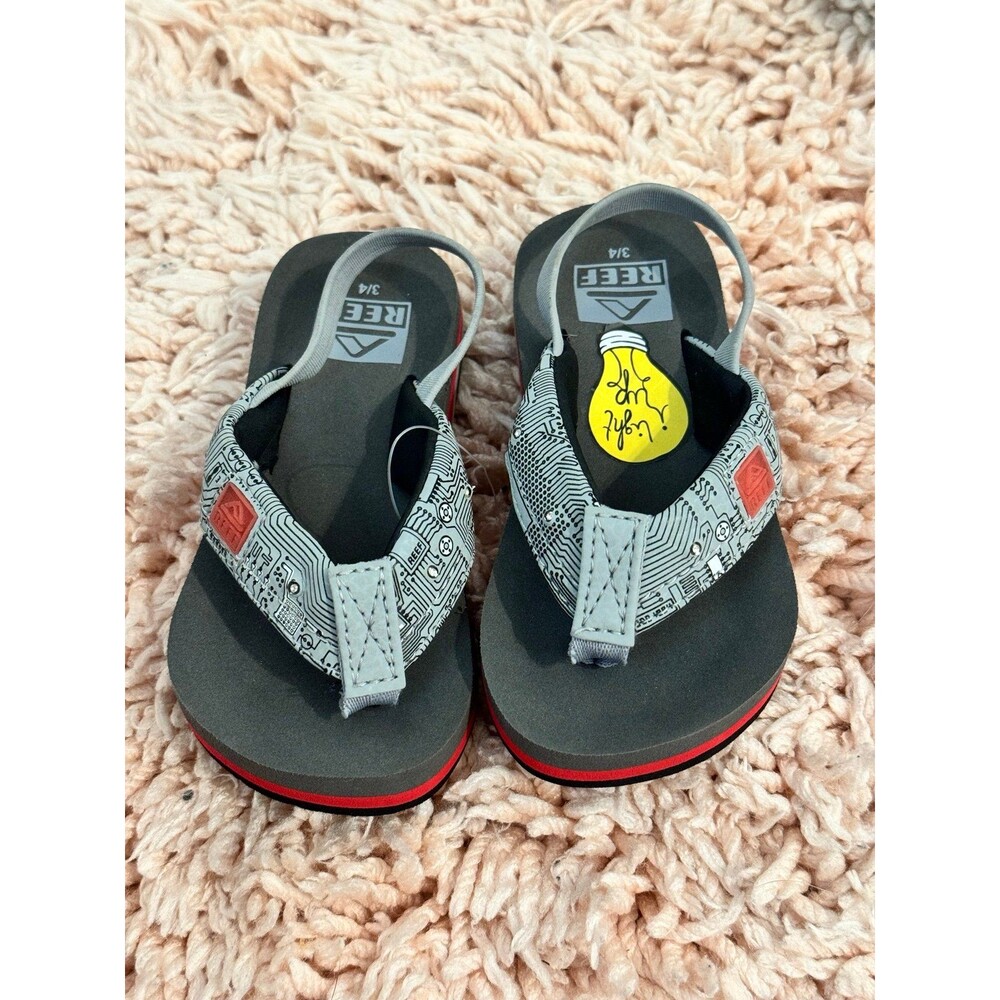 Reef Ahi Light Up Sandals Red Grey size 3/4